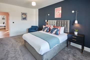 Holiday Home for 14 People in North Yorkshire, Photo 1