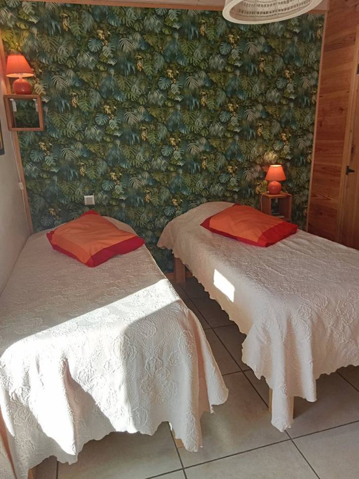Chambre d’hôte pour 2 personnes, avec jardin ainsi que vue sur le lac et sauna en Haute-Loire - 4