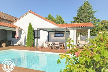 Gîte pour 8 personnes à Lagardelle