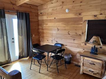 Lake House for 5 Guests in Daniel Boone National Forest, Kentucky, Picture 3