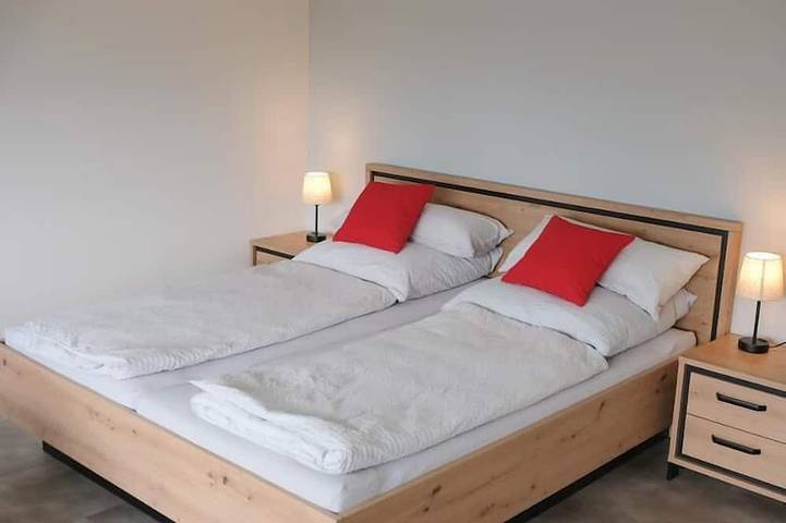 Ferienwohnung für 7 Personen, mit Balkon und Garten