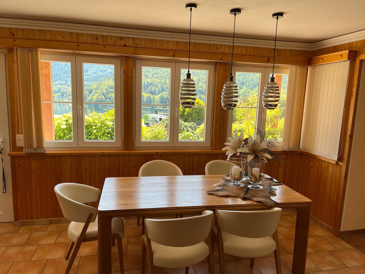 Ganze Wohnung, Apartment 'Seerhaus' mit Seeblick, privater Terrasse und Wlan in Grundlsee, Liezen und Umgebung