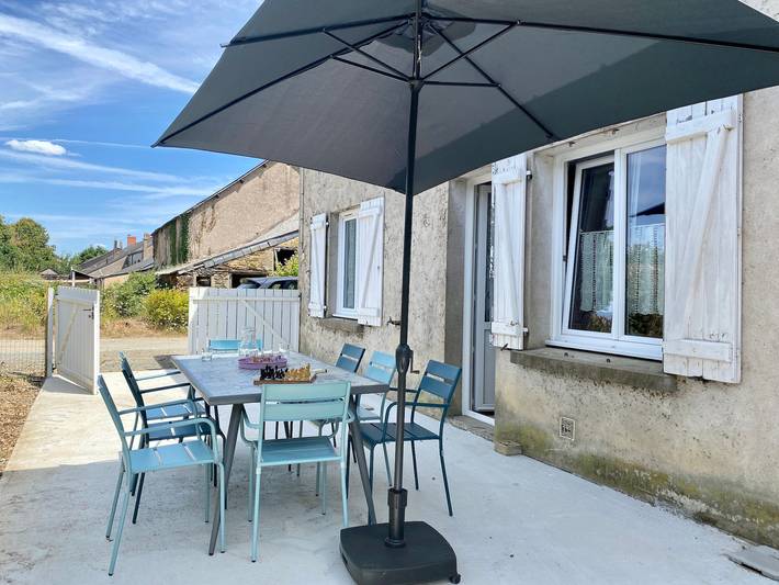 Maison calme, 5 chambres, grand jardin clos, proche forêt et Nantes, wifi, accès Pmr in Le Gâvre, Châteaubriant und Umgebung