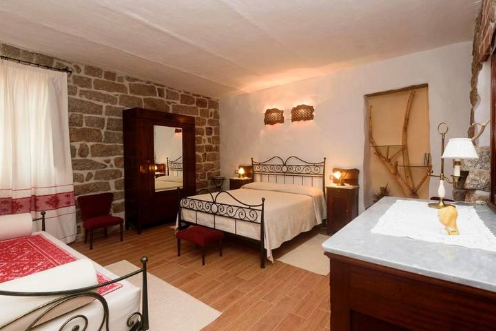 Location de vacances pour 2 personnes, avec balcon à Tempio Pausania - 4