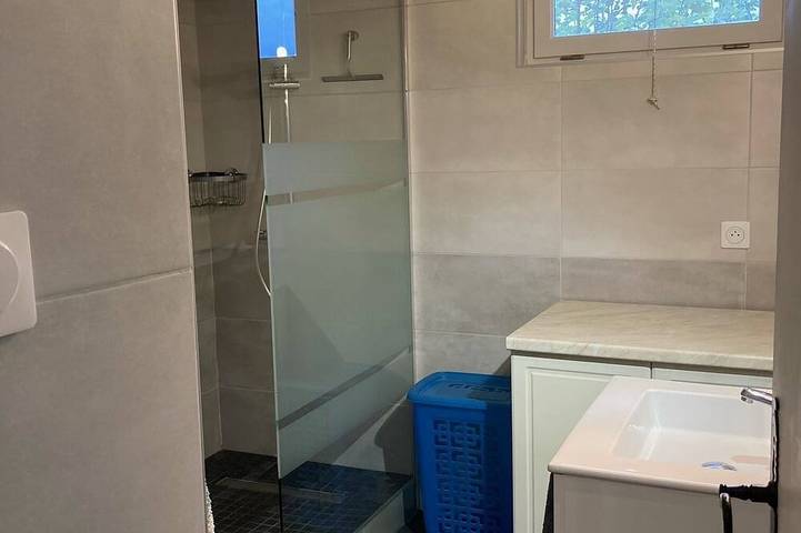 Location de vacances pour 2 personnes, avec jardin et balcon à Sarrians - 4