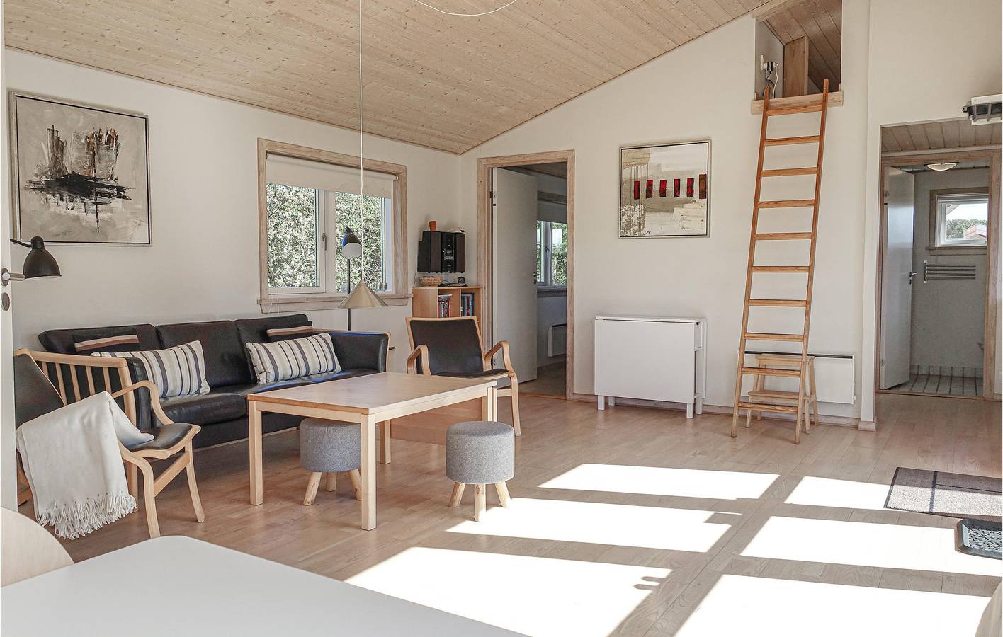 Feriehus for 8 personer med terrasse in Rø, Gudhjem