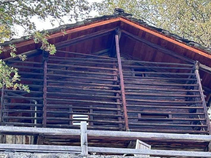 Gîte pour 6 personnes, avec terrasse ainsi que jardin et vue, animaux acceptés dans Les Haudères - 2