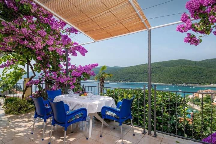 Maison d’hôte pour 4 personnes, avec jardin ainsi que terrasse et vue à Rabac - 3