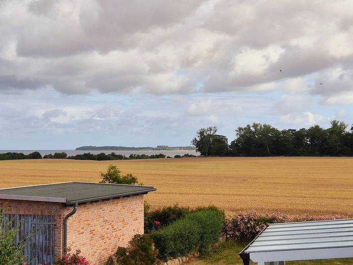 Ferienhaus für 4 Personen, mit Terrasse und Garten sowie Seeblick, kinderfreundlich in Zierow - 2