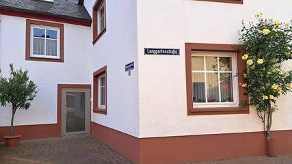 Ferienwohnung für 4 Personen, mit Balkon in Schweich