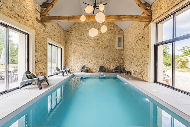 Agriturismo pour 14 personnes, avec jardin dans Neuvy (Marne)