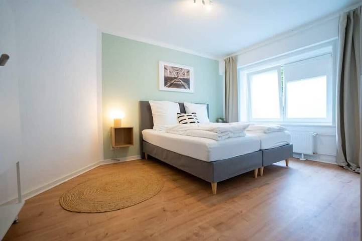 Ganze Wohnung, Hamburg City Apartment for 7 in Hamburg Rotherbaum, Hamburg