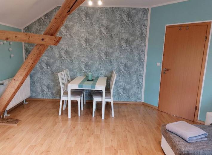 Ganze Wohnung, Ferienwohnung "Fewo 1 - Osterberg" mit Privatterrasse, Gemeinschaftsgarten & Wlan in Hessisches Bergland