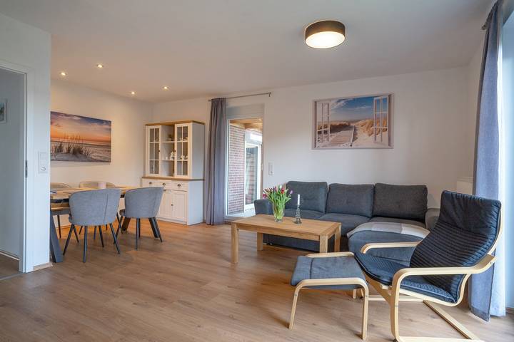 Ferienhaus für 5 Personen, mit Garten in Berumbur