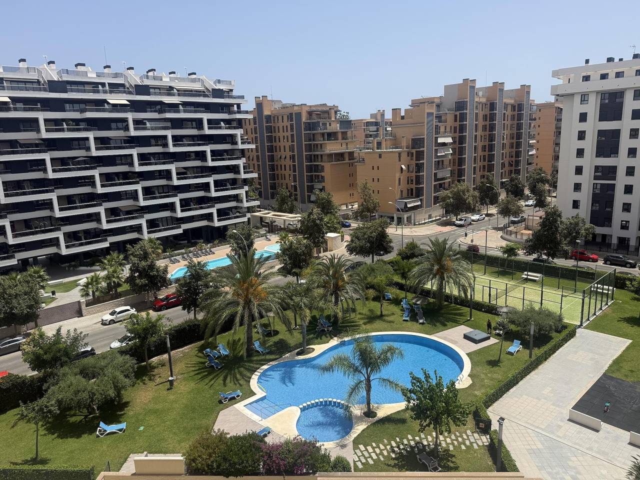 Appartement de vacances entier, Élégant appartement avec piscine et parking près de la plage Pau 5 in El Barrio, San Juan Playa