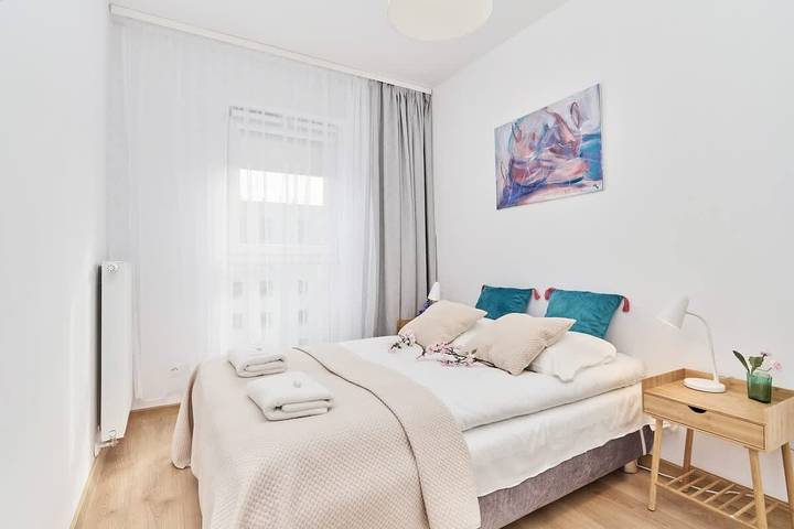 Apartamento entero, Quiet Apartment in Krzyki | Balcony and Private Parking in Breslavia, Lower Silesia