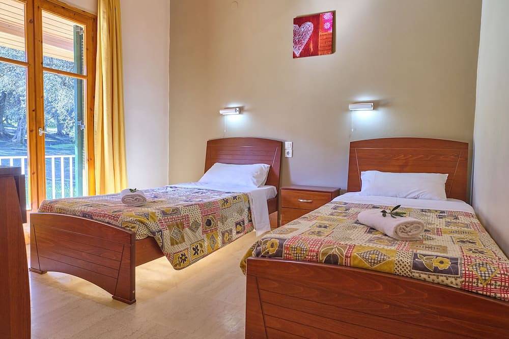 Entire apartment, Theodora Apartment 1 Agios Stefanos Corfu in Agios Stefanos Avliotes, Arillas