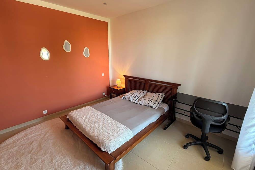 T4 apartment with swimming pool, breakfast included and customizable. in Biguglia, Bastia e dintorni