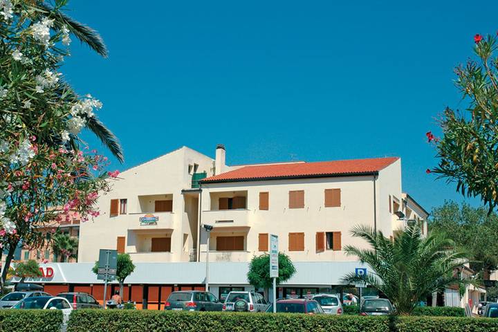 Ferienwohnung für 4 Personen, mit Terrasse, mit Haustier in Marina di Campo - 2