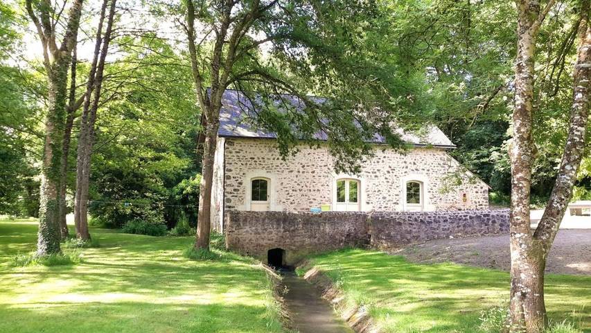 Gîte pour 6 personnes, avec vue et jardin à Auvers-le-Hamon