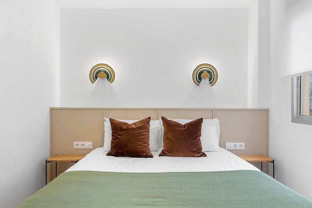 Ganze Wohnung, Stylish Apartment with Stunning Views & Parking in Radazul Bajo, El Rosario