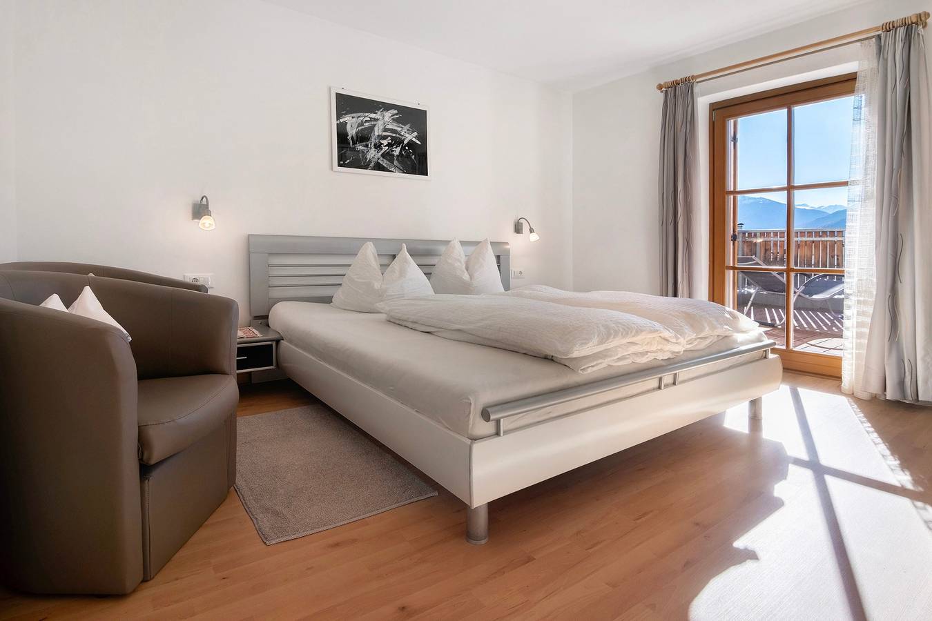 Ganze Wohnung, Ferienwohnung 'Haus Peer A 2' mit Bergblick, privater Terrasse und Wi-Fi in Burgeis, Mals