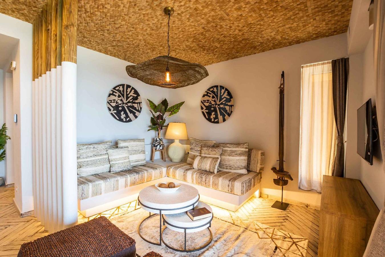 Ganze Ferienwohnung, Vala Luxury Villa A - Privater Pool, 200m zum Strand in Karpathos