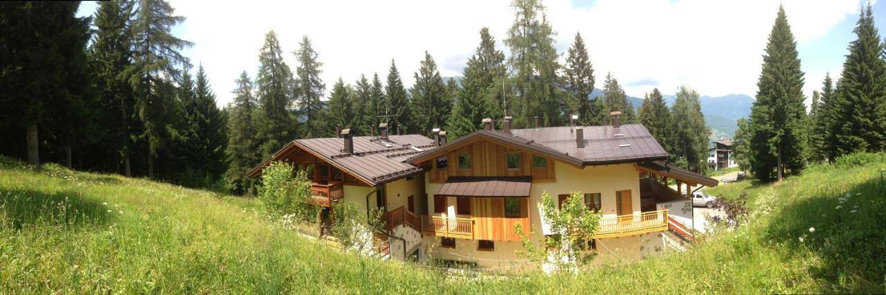 Appartamento per 10 persone, con Balcone e Terrazza nonché Giardino e Panorama a Folgarida
