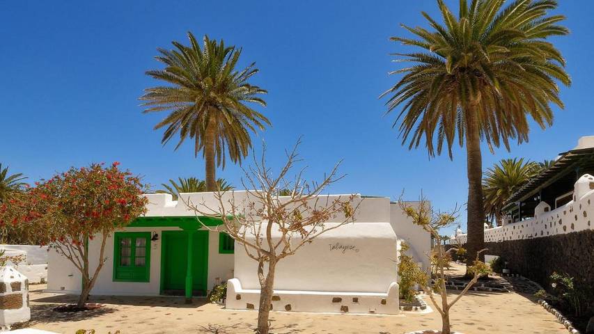 Finca für 11 Personen, mit Pool und Terrasse sowie Ausblick, mit Haustier