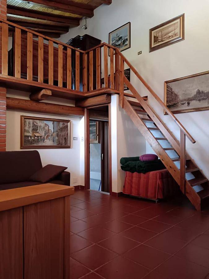 Gîte pour 4 personnes, avec terrasse à Marmora