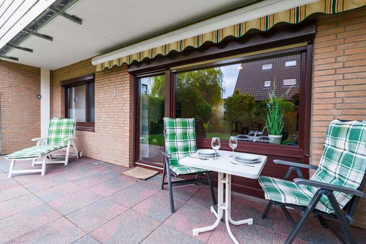 Ganze Wohnung, Erdgeschoss-Fewo Lynn mit Südterrasse in Büsum – ideal für 3 Personen in Büsum, Kreis Dithmarschen