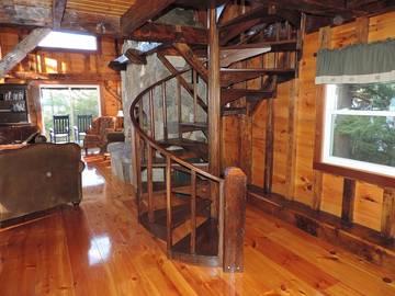Cabin for 10 Guests in Gilford, Lake Winnipesaukee, Picture 3