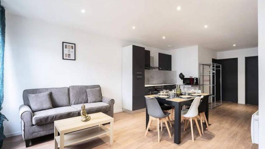 Location de vacances pour 9 personnes, animaux acceptés à Terville