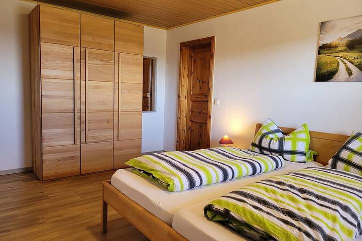 Ferienwohnung für 5 Personen, mit Balkon und Garten - 1