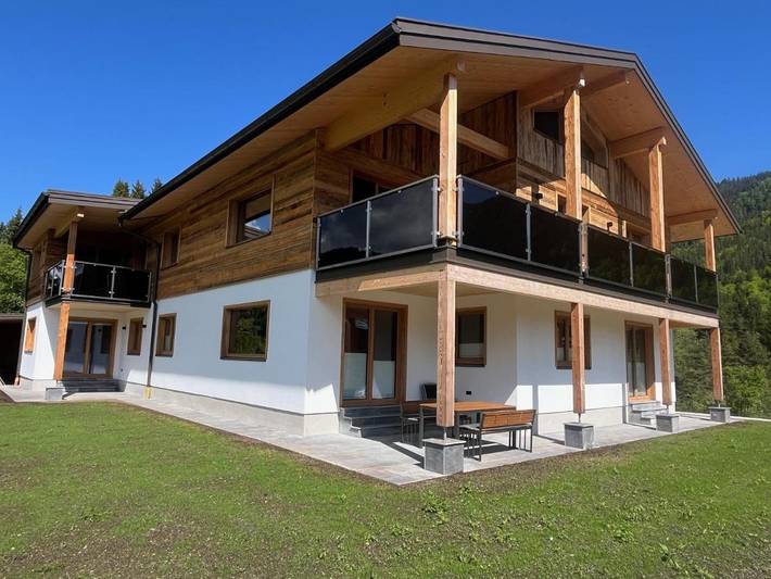 Ferienwohnung für 4 Personen, mit Balkon und Terrasse sowie Sauna und Ausblick