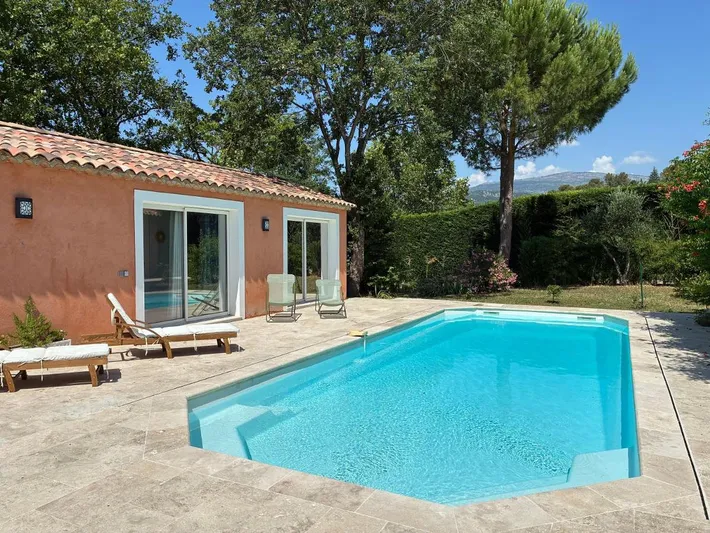 Casa de vacaciones para 4 personas, con jardín y piscina - 1