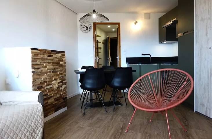 Gîte pour 5 personnes, avec Vue dans Office de Tourisme de l'Alpe d'Huez