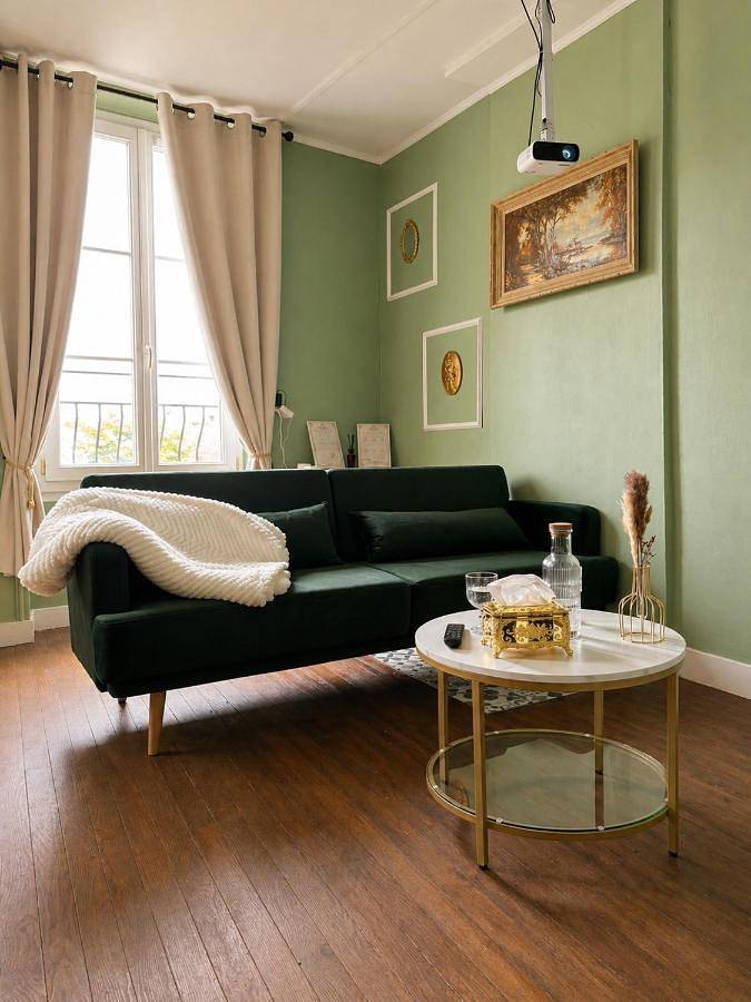 Appartement entier, La Suite du Château-Écran Cinéma 2m50-Romantique in Le Lude, Vallée de la Loire