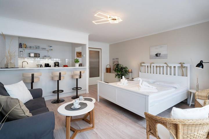 Ganze Wohnung, Zentrales App., strandnah, Balkon, WLAN. Haustiere erlaubt. in Westerland, Sylt (Gemeinde)