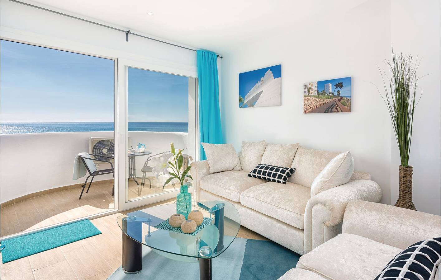 Ganze Ferienwohnung, Gemütliche 1BR w / AC, Pool & Parkplatz in der Nähe von Playa de Calahonda in Sitio de Calahonda, Mijas
