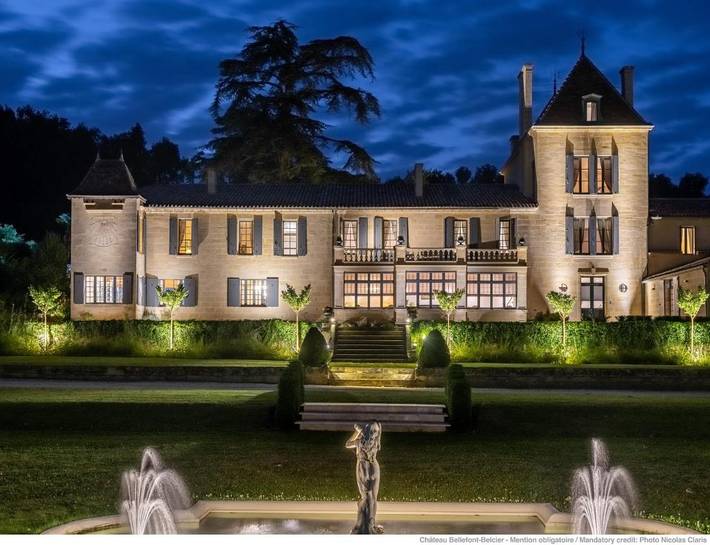 Location de vacances pour 2 personnes, avec piscine ainsi que jardin et vue à Saint-Laurent-des-Combes - 3