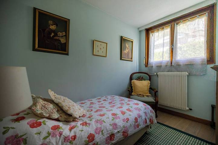 Entire apartment, Near St. Gervais, Les Contamines, Megève, and Chamonix: Apartment for 4 people in a chalet in Sallanches, Pays du Mont-Blanc
