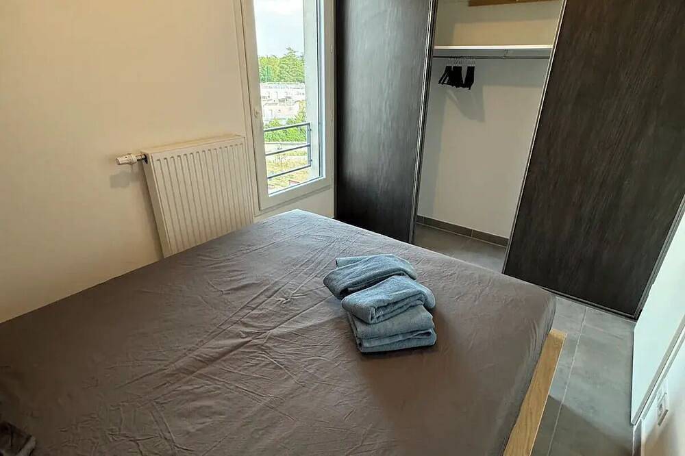 Entire apartment, Luxurious 5 pc + Jacuzzi + rooftop + terrace + air conditioning in Croix d'Argent, Montpellier