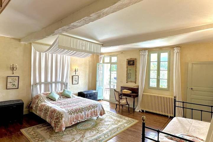 Location de vacances pour 13 personnes, avec piscine et jardin à Estadens - 2