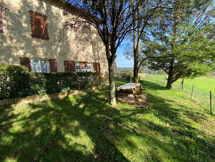 Location de vacances pour 5 personnes, avec Terrasse ainsi que Jardin et Vue à Varen - 3