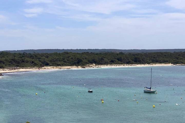 Finca für 4 Personen, mit Terrasse in Colònia de Sant Jordi