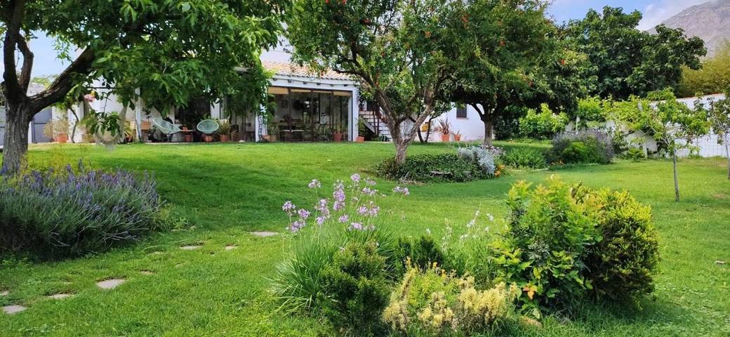 Casa rural para 3 personas, con Terraza y Jardín además de Piscina y Vistas en Nigüelas - 3