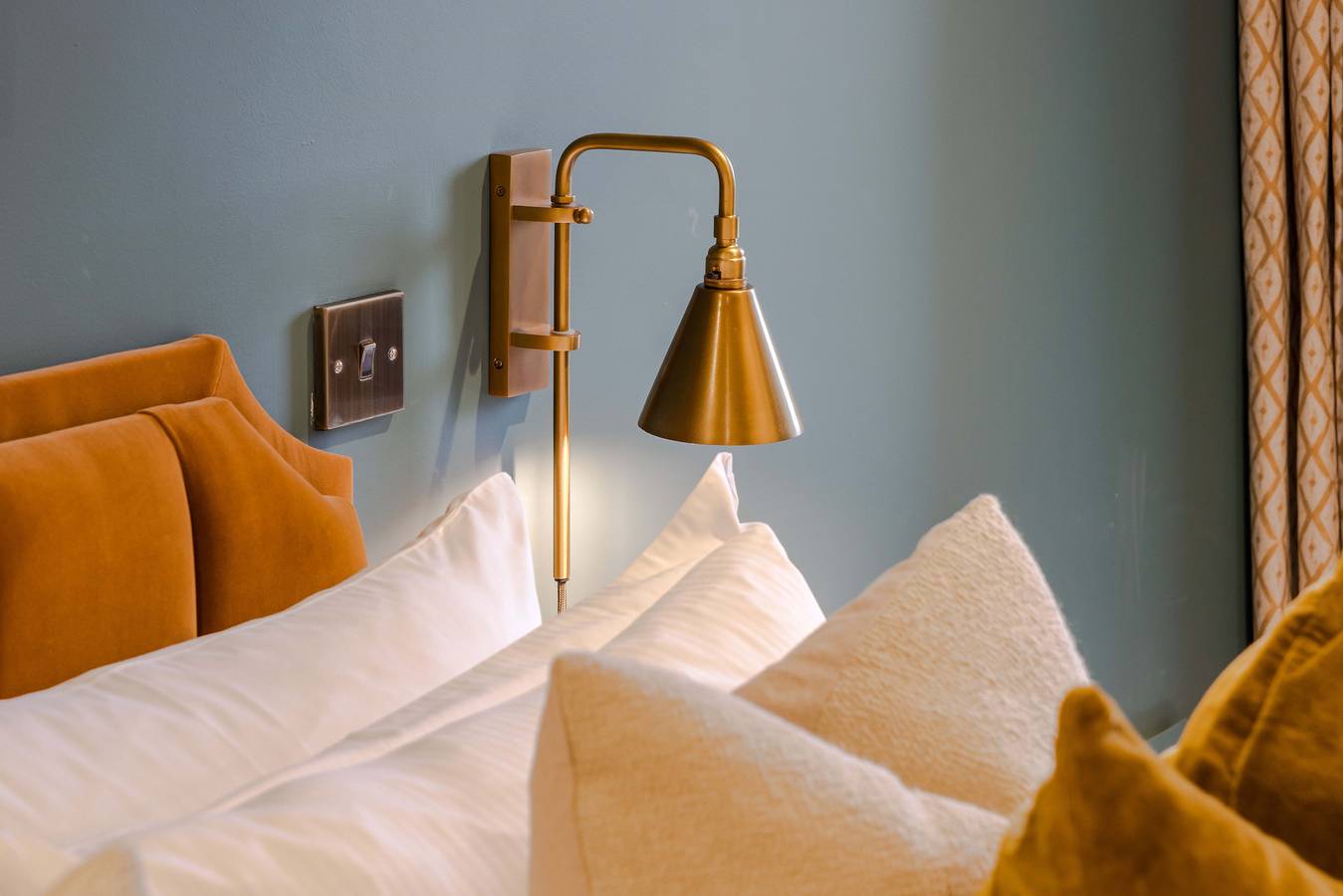 Entire apartment, Wapping Wharf | 1 Bedroom Apartment in Bristol, South West England