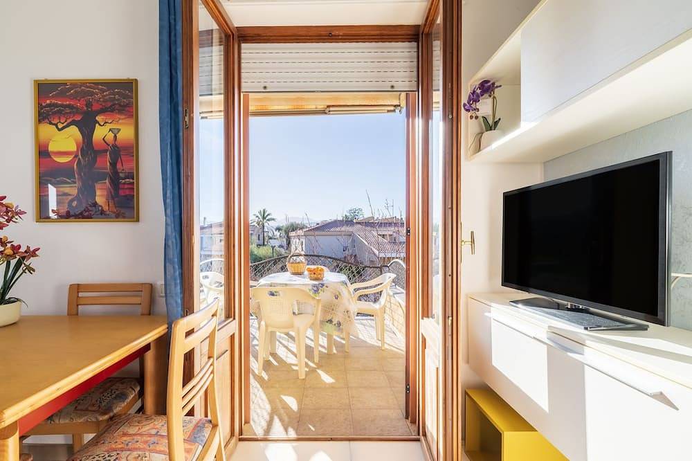 Ganze Wohnung, Dreizimmerwohnung 300 m vom Strand en beach in Arbatax, Tortolì