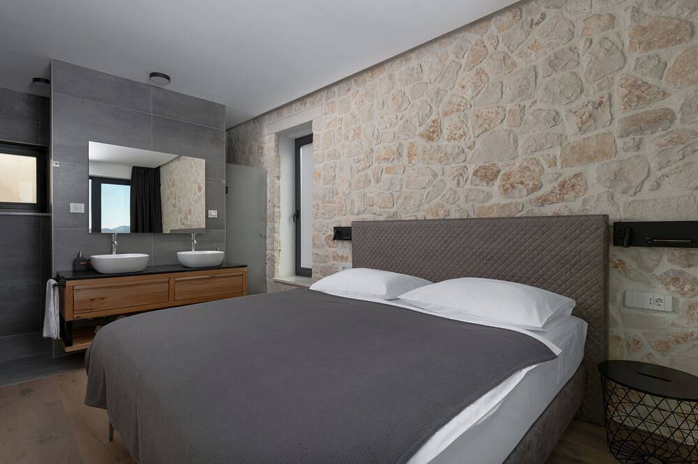 Luxury modern villa with scenic view in Kršan, Ostküste Istrien